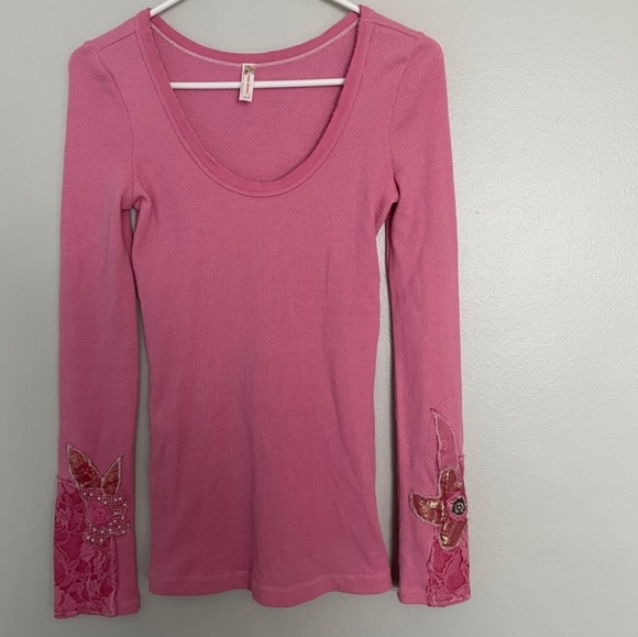 Free People Tops - ISO! FP Heart on Sleeve Lace Sleeve Thermal